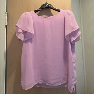 Pretty Vince Camuto ruffle sleeved blouse